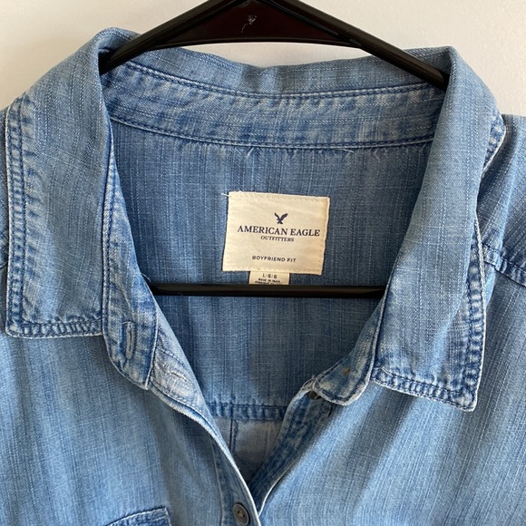 American Eagle chambray top - Picture 2 of 3